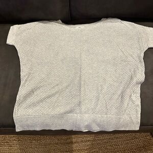 Old Navy Light Gray Short Sleeve Top